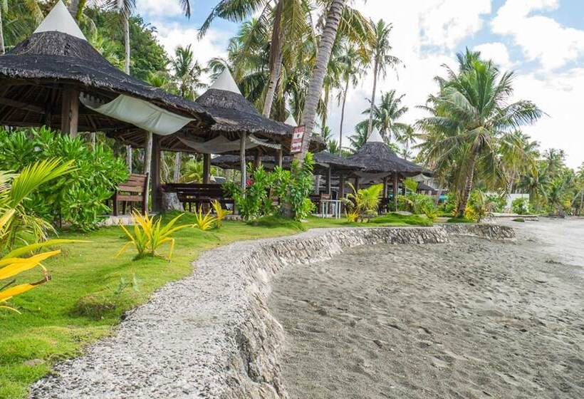 فندق Caluwayan Palm Island Resort