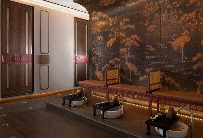 هتل Episode Gading Serpong