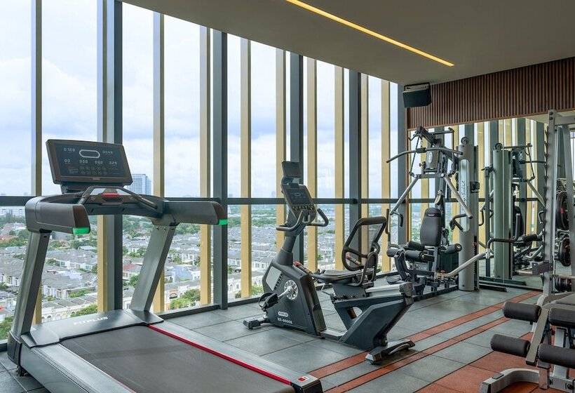 هتل Episode Gading Serpong