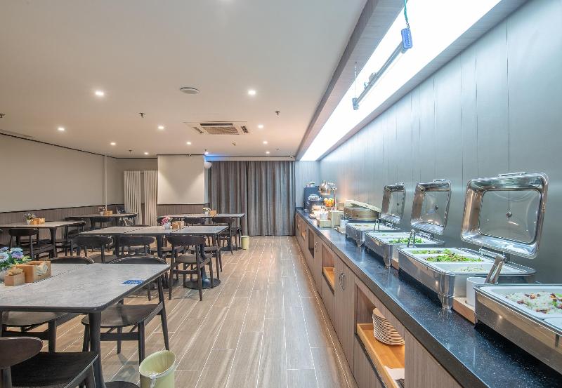 Hotel Hanting Express Hebi He Bi Yu Long Ai Zhi City