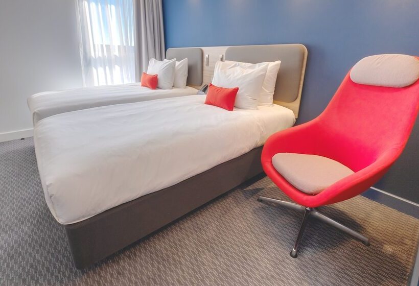 فندق Holiday Inn Express Fleet By Ihg