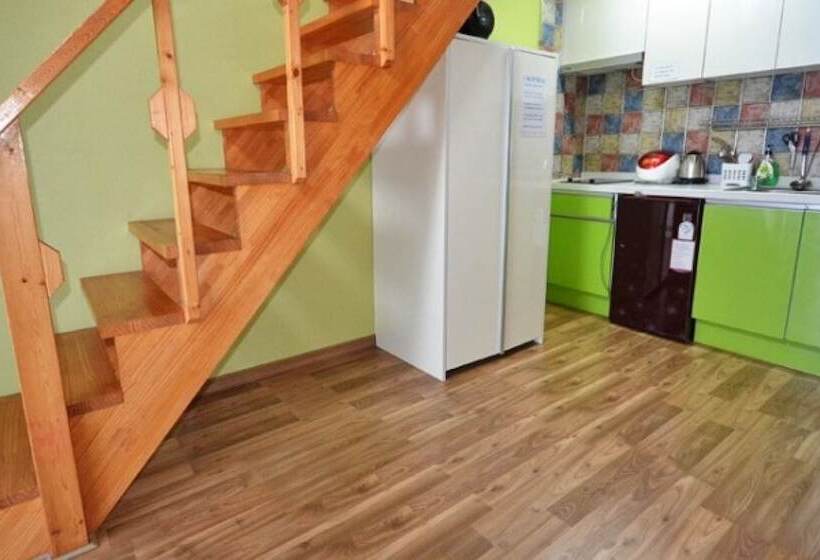 Отель Seocheon Redpungchatiang Pension
