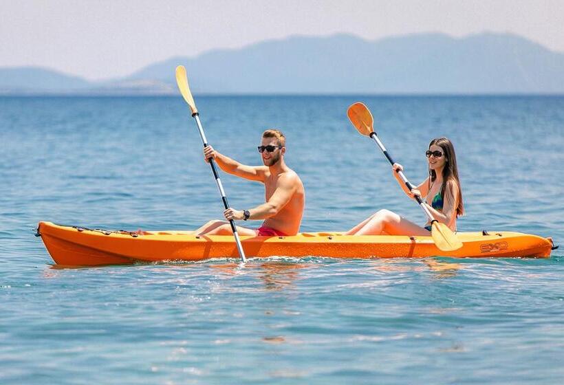 هتل Isla Brown Corinthia Resort & Spa, Curio Collection Hilton