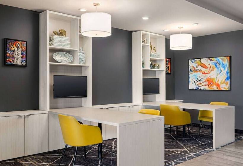 Microtel Inn & Suites Montreal Airport   Dorval Qc