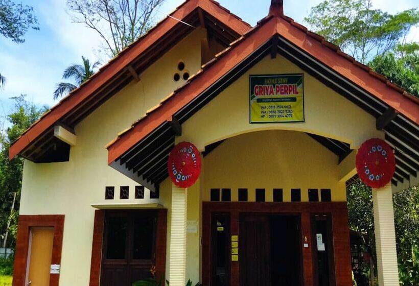 هتل Balkondes Griya Perpil