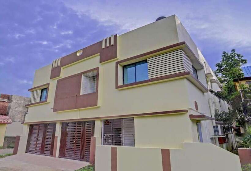 ホテル Goroomgo Luxury Star Inn 3 Bhubaneswar