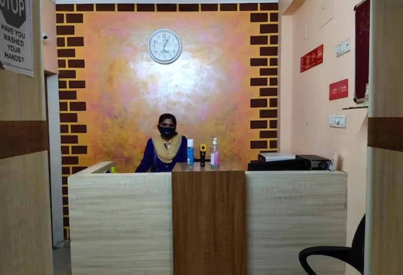 Hotel Goroomgo Luxury Star Inn Airport Bhubaneswar