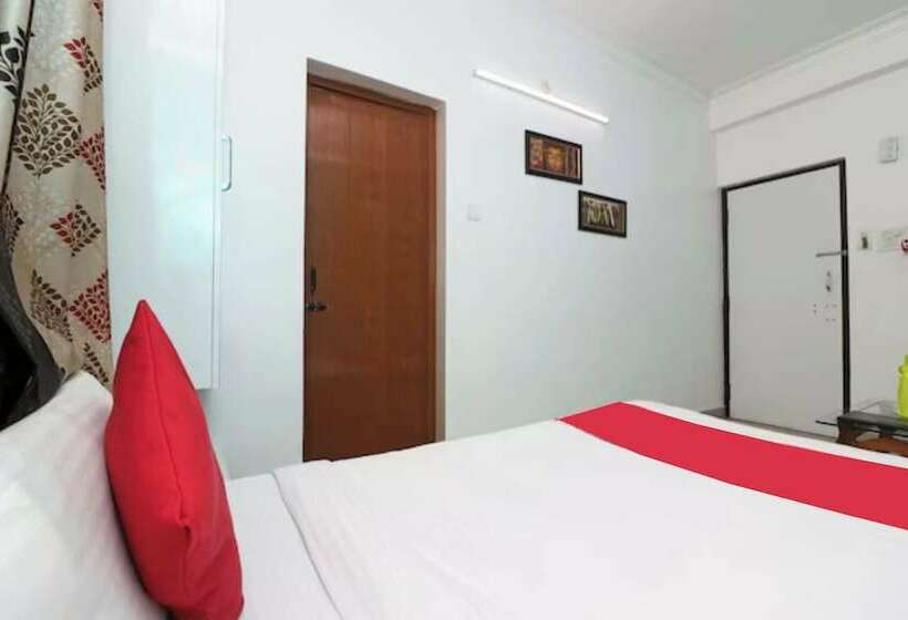 Hotel Goroomgo Luxury Star Inn Airport Bhubaneswar