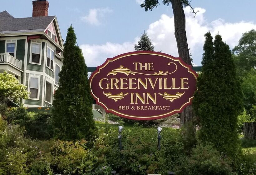 هتل Greenville Inn At Moosehead Lake