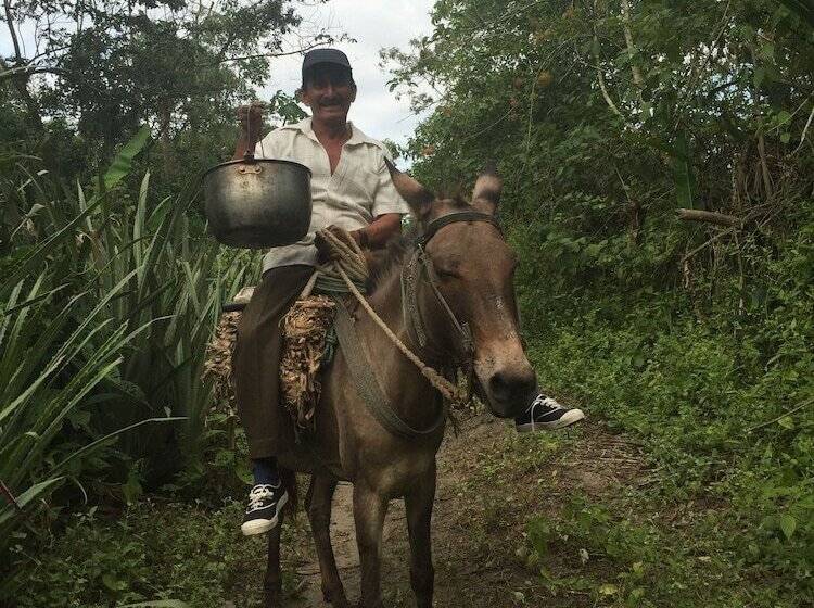 Hotel Pacoche Lodge & Reserve