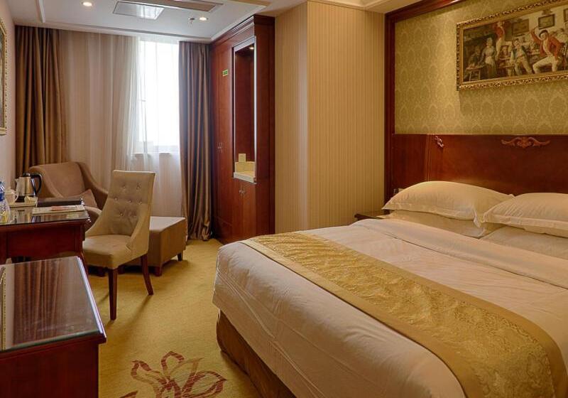 Vienna Hotel Jiangsu Danyang Railway Station