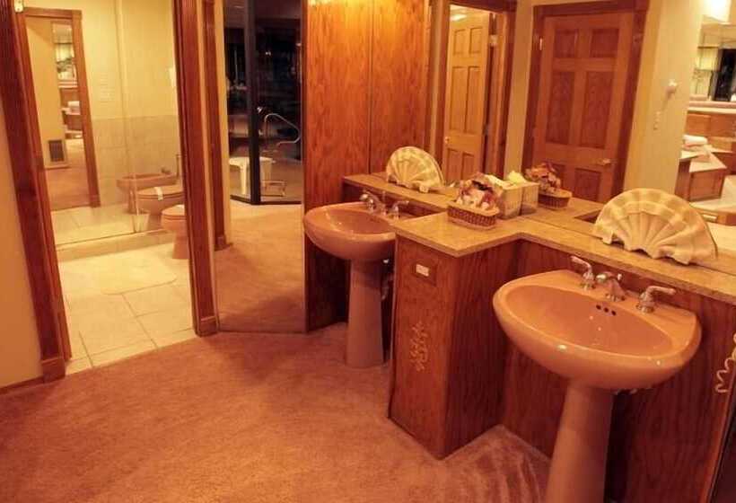 فندق Sybaris Pool Suites Mequon