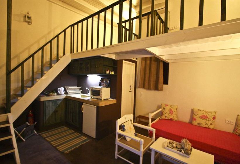 בית מלון כפרי Atlantis Houses