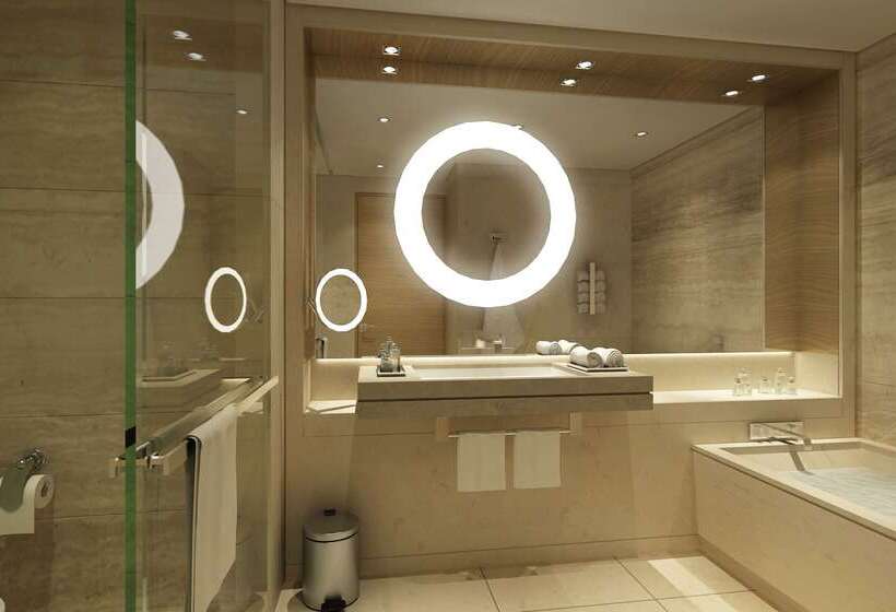 בית מלון כפרי Doubletree By Hilton Riyadh  Al Muroj Business Gate