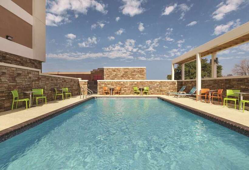 هتل Home2 Suites By Hilton College Station