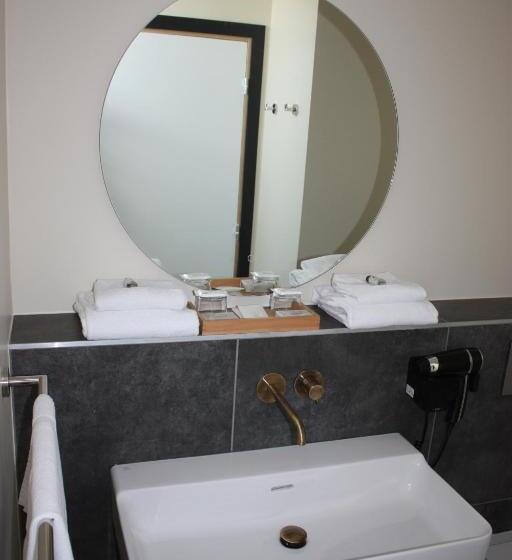 בית מלון כפרי La Ferme Blanche, The Originals Relais