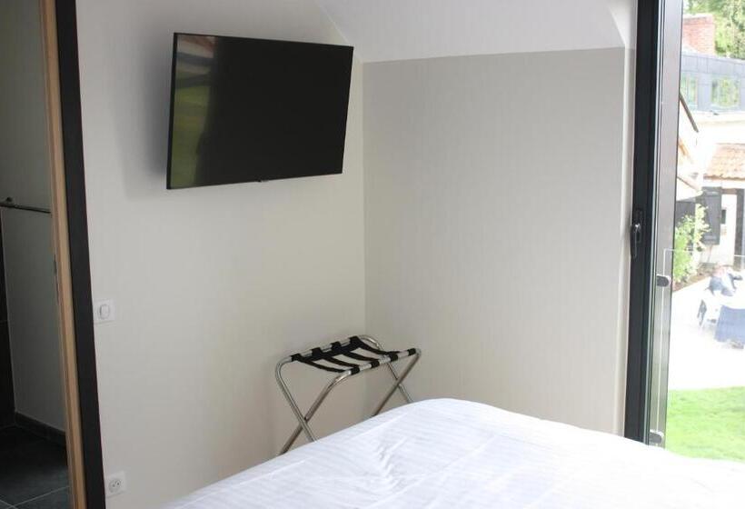 בית מלון כפרי La Ferme Blanche, The Originals Relais