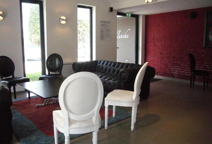 בית מלון כפרי La Ferme Blanche, The Originals Relais