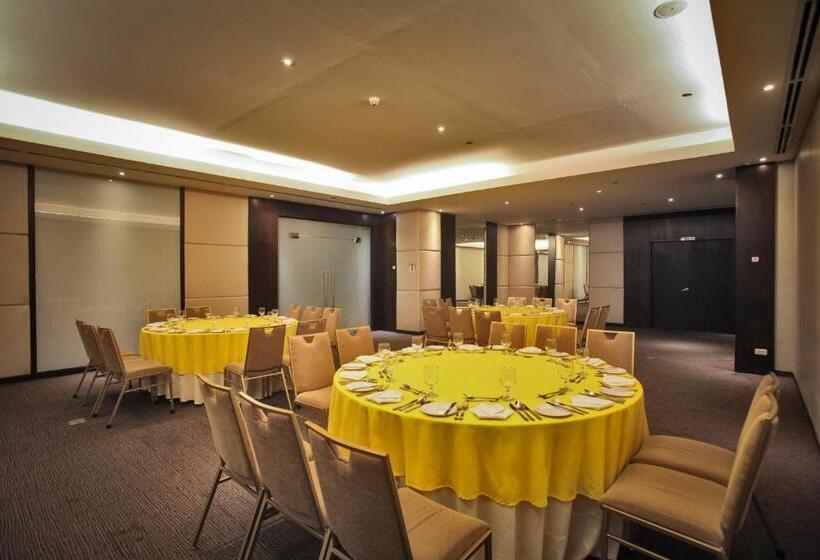 فندق Limketkai Luxe