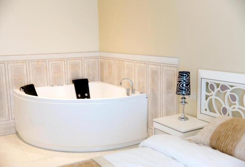 هتل Noorus Spa