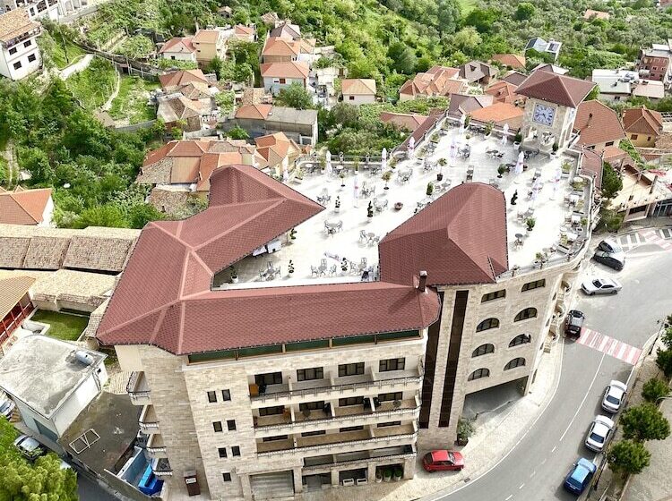 בית מלון כפרי Panorama Kruje View On The Castle And The Old Town