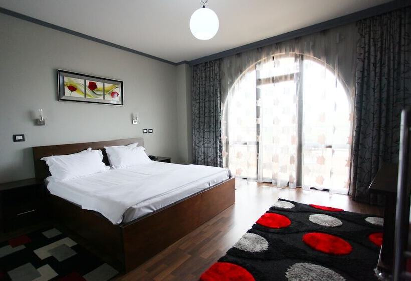 בית מלון כפרי Panorama Kruje View On The Castle And The Old Town