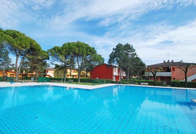 فندق Villaggio Azzurro