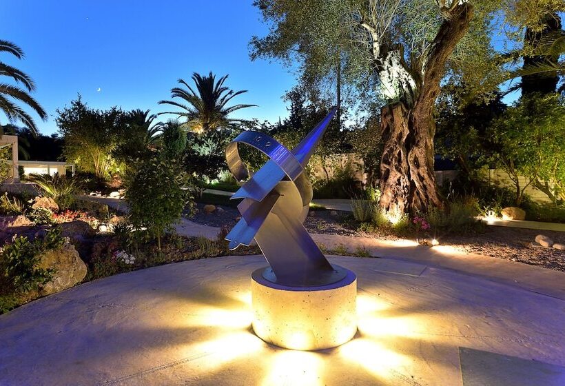 هتل TRYP by Wyndham Corfu Dassia