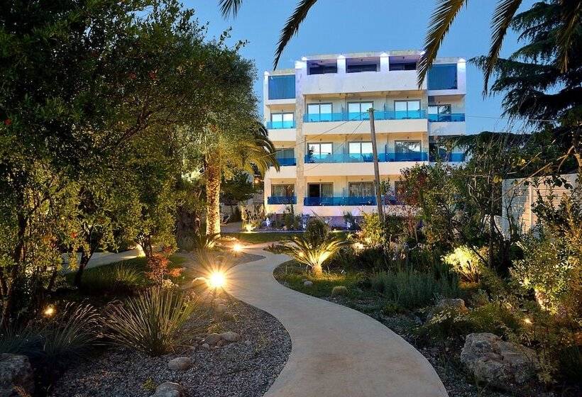 هتل TRYP by Wyndham Corfu Dassia