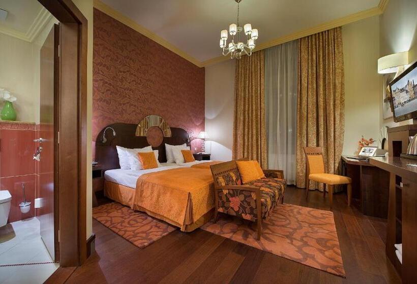 هتل Zvon Design Suites