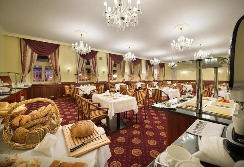 هتل Zvon Design Suites