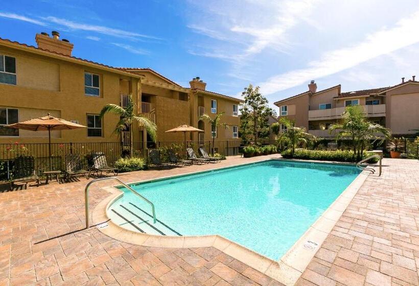 בית מלון כפרי Ritz Point Condo