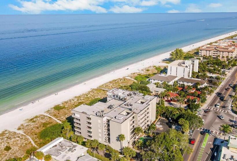 فندق Shore House 502