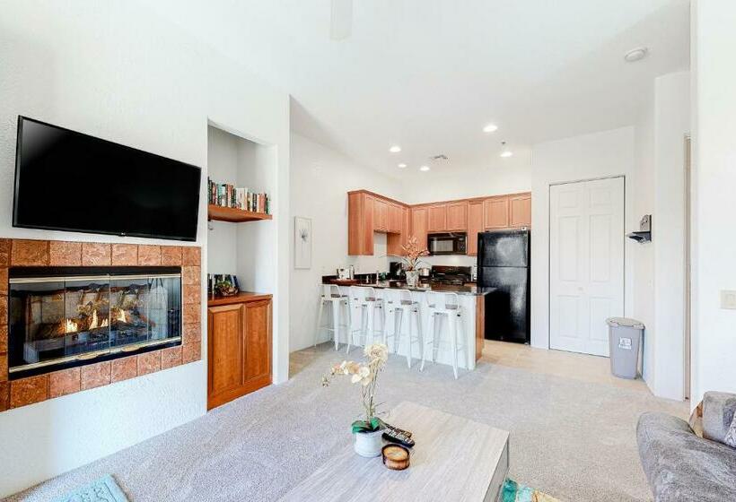 Отель Sunny Days Retreat Permit# 260,042