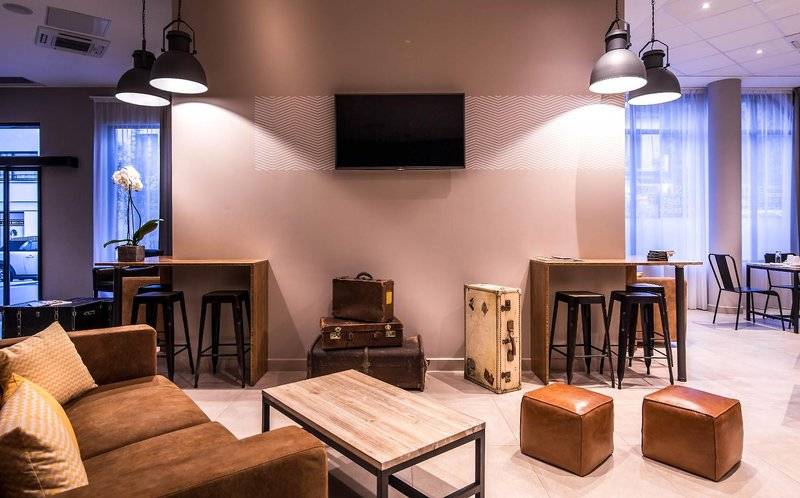 בית מלון כפרי Best Western Plus Suitcase Paris La Defense