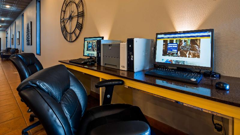 هتل Best Western Premier Ashton Suiteswillowbrook
