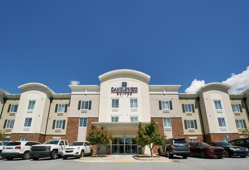 호텔 Candlewood Suites Columbus Northeast, An Ihg