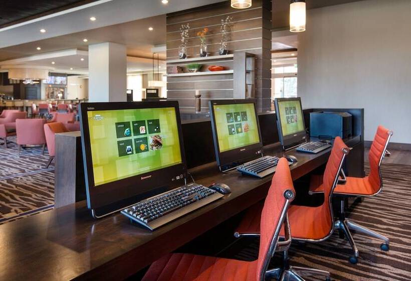 هتل Courtyard By Marriott Irvine Spectrum
