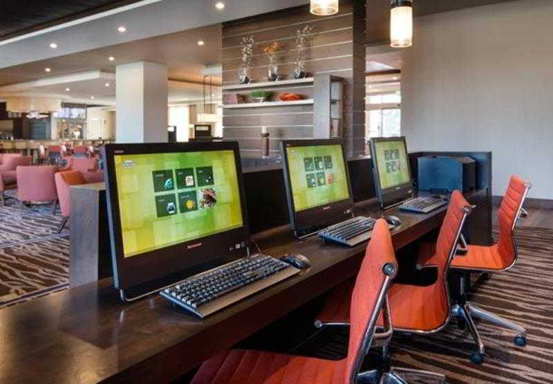 هتل Courtyard By Marriott Irvine Spectrum