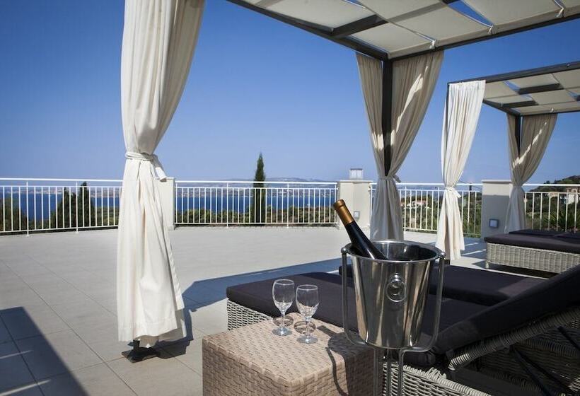 هتل Dionysos Village Resort