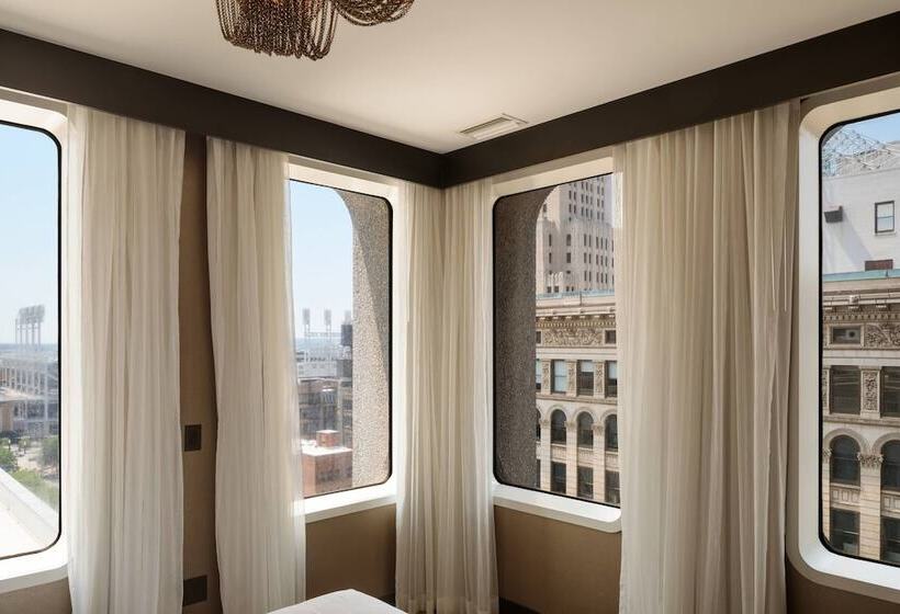 هتل Metropolitan At The 9, Autograph Collection