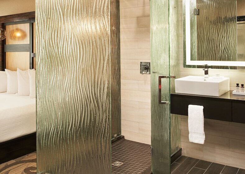هتل Metropolitan At The 9, Autograph Collection