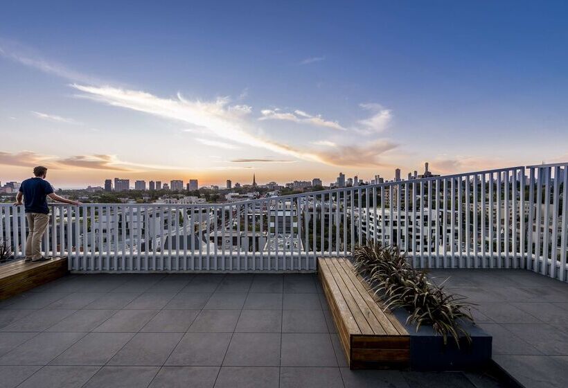 فندق Oaks Melbourne South Yarra Suites