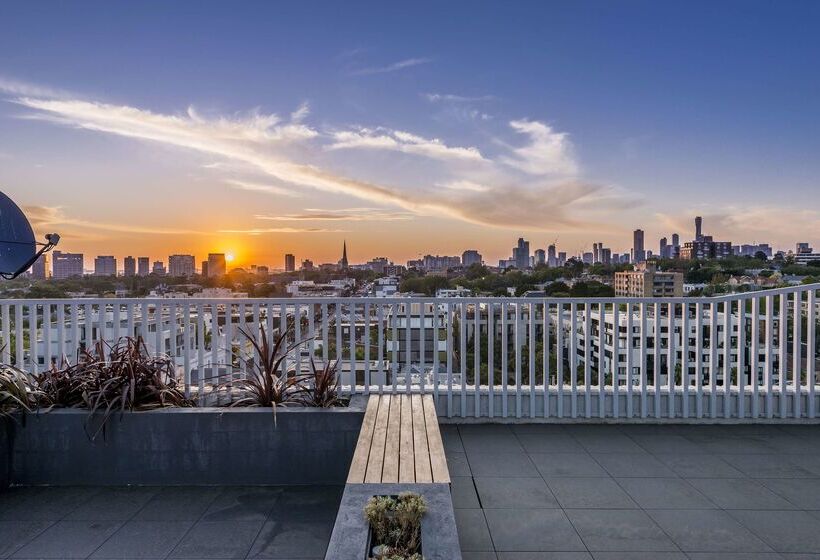 فندق Oaks Melbourne South Yarra Suites