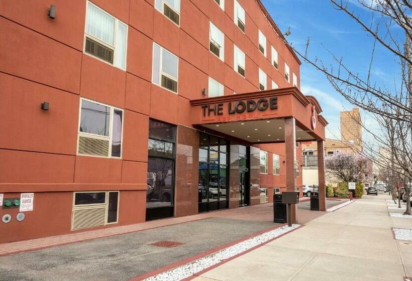 هتل The Lodge Red Hook