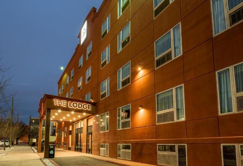 هتل The Lodge Red Hook