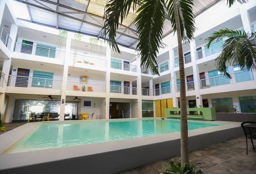 هتل Tryp By Wyndham Chetumal