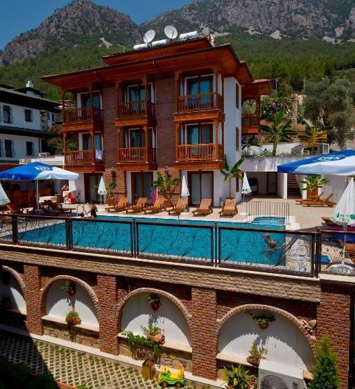 Otel Azmakhan