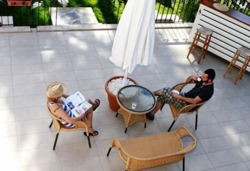 Summer Otel