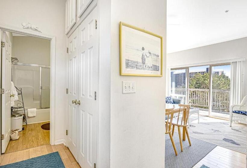 בית מלון כפרי Bethany Beach Inn   202 Bethany Beach Inn